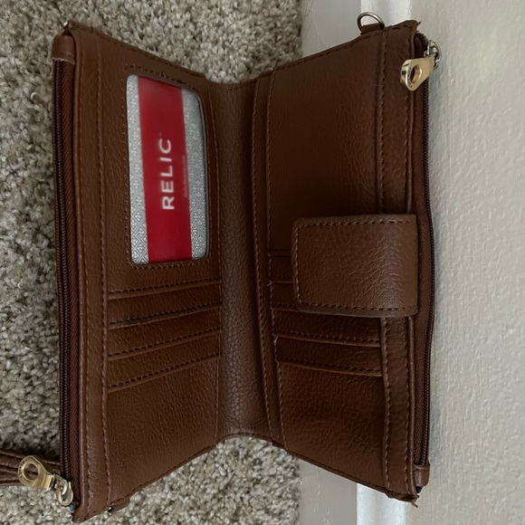 Relic wallet/wristlet great condition - Picture 5 of 5